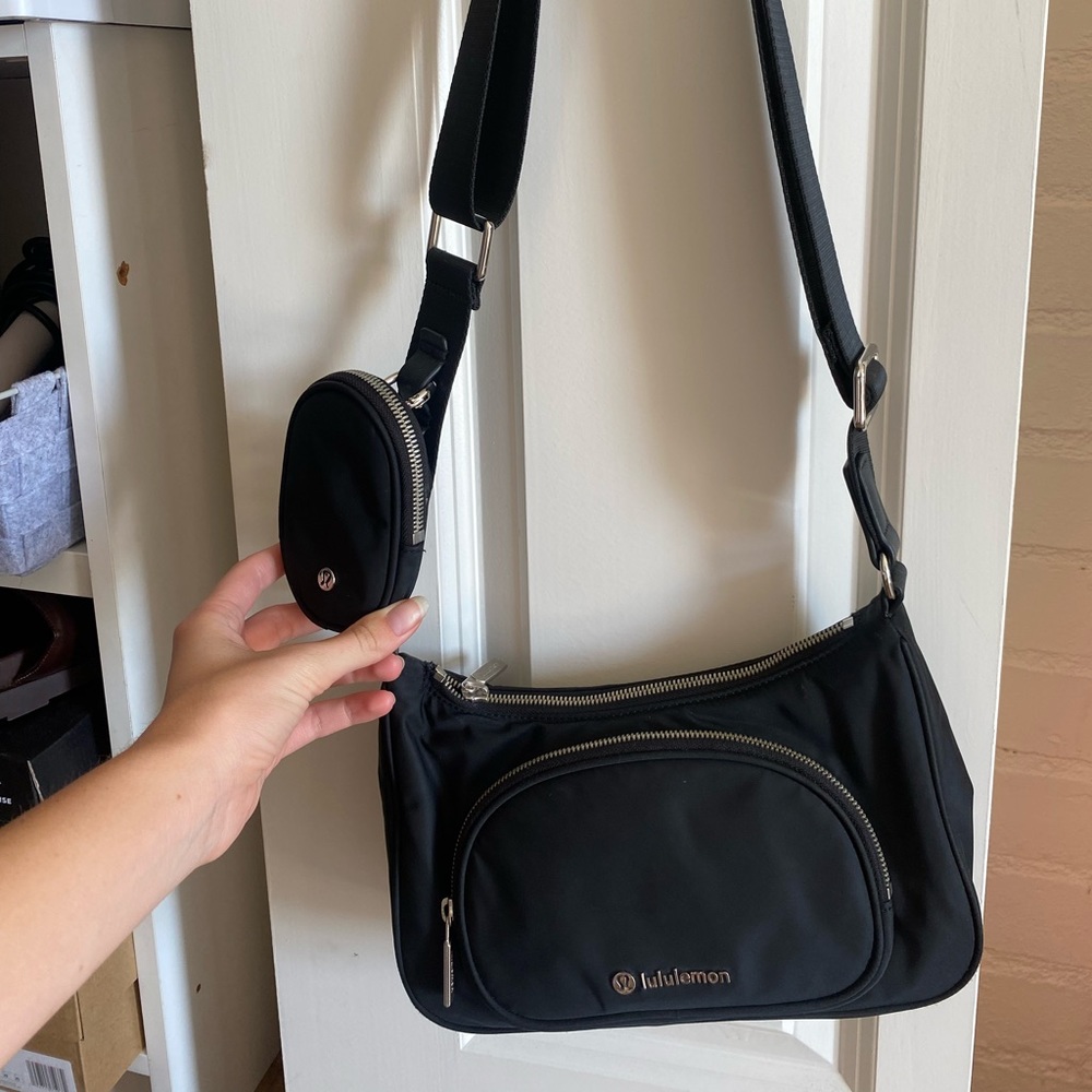 Crossbody with Nano Pouch LULU Lemon bag!
*Online Only